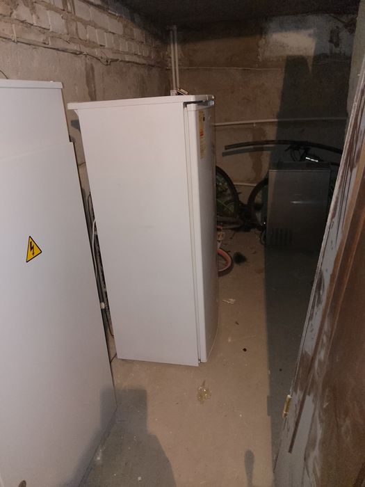 Холодильник Бирюса