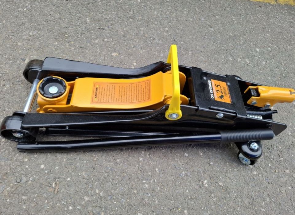 Vand cric crocodil 2.5 tone talpa joasa