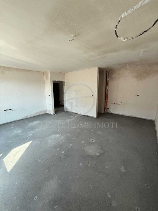 Продава се Двустаен апартамент в Пловдив, Христо Смирненски - 74 кв.м за 789 €/кв.м - Снимка #1