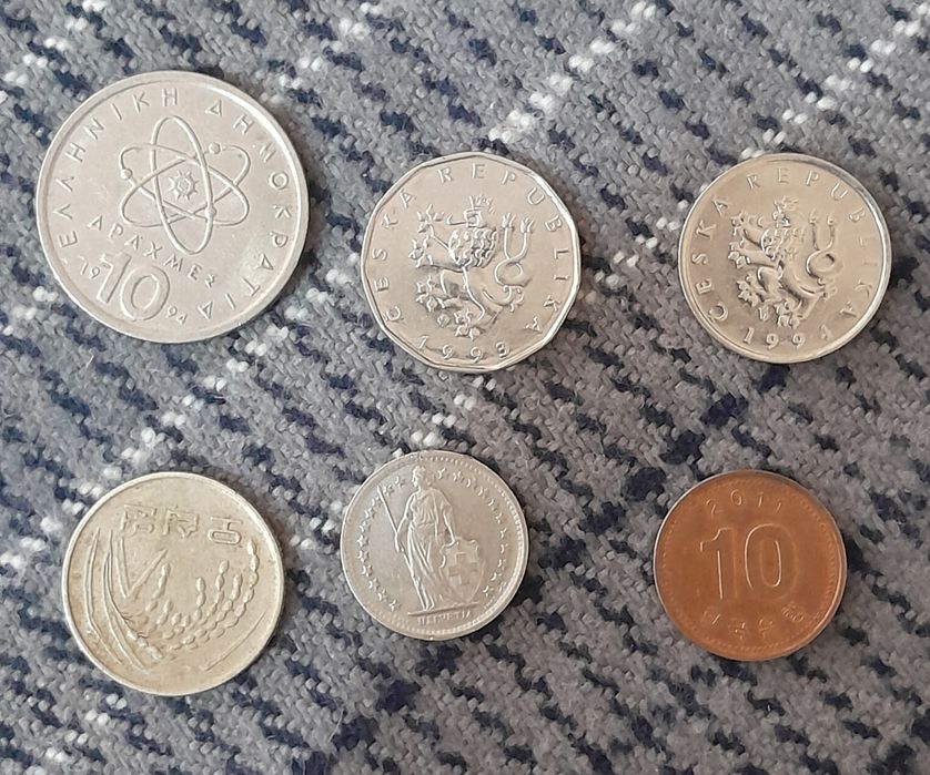 Продам монеты разные