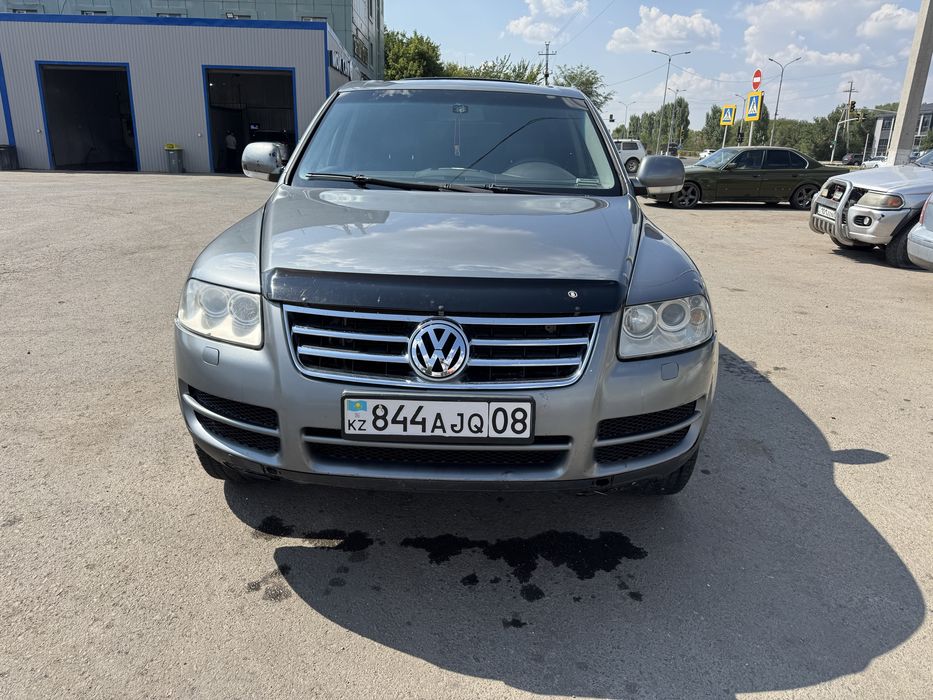 Продам автомобиль Volkswagen Touareg