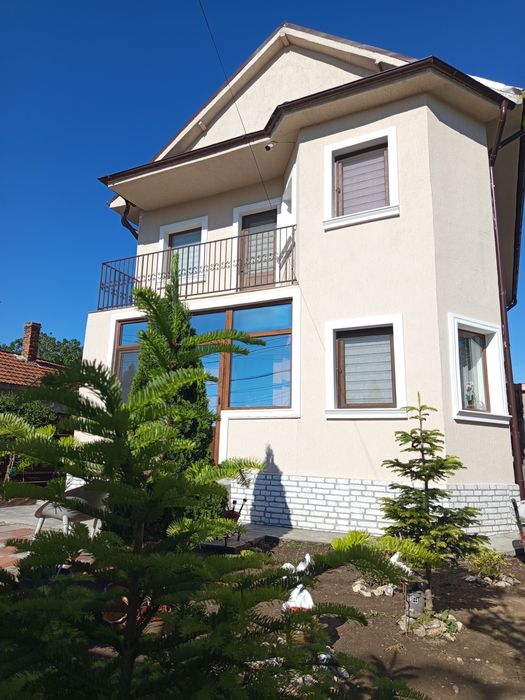 Năvodari - Vând Vila zona Plopilor