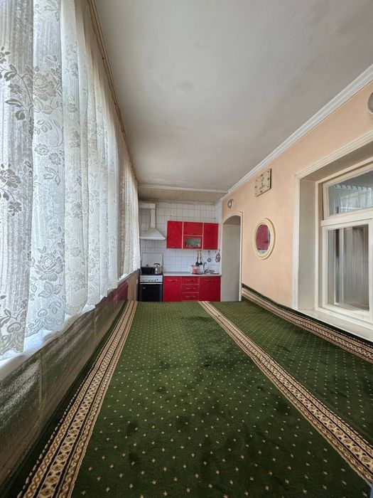 Срочно Продаётся Шайхантахур 3/3/4 с мебелью техникой ремонт средний !