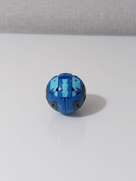 Продам оригинальный Bakugan