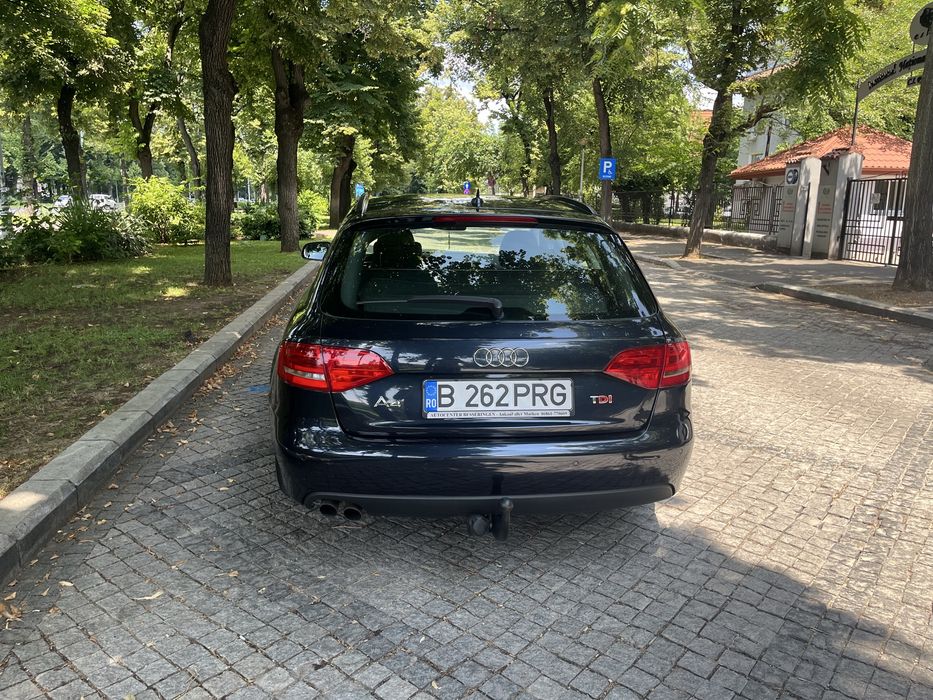 Audi A4 2.0 TDI - 2011-10