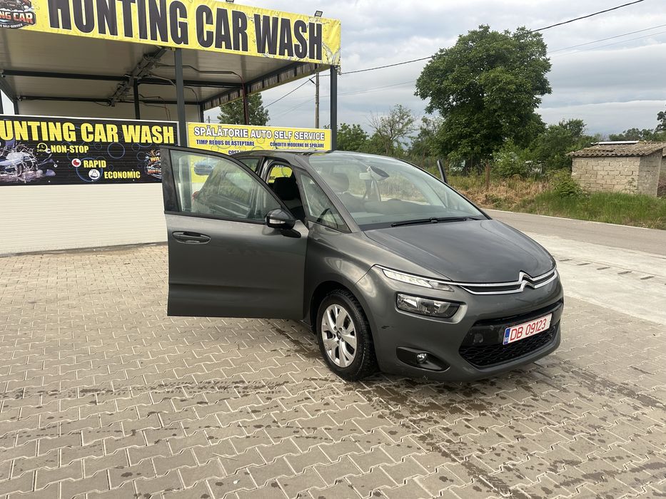 vând citroen C4 picasso