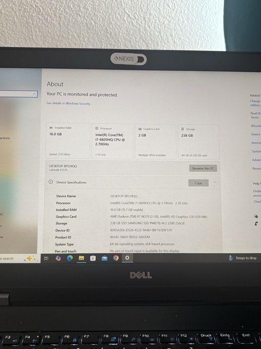 Dell 5570• Procesor i7-6820HQ• 16gb ram• 256gb SSD• 15,6” Full HD