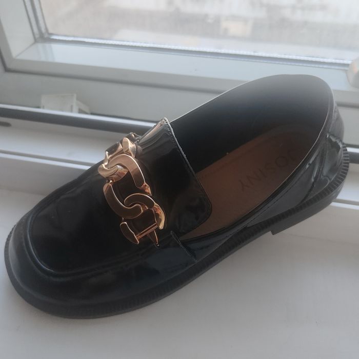 Продам обувь женскую