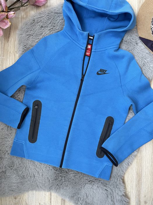 Nike tech два броя детско връхно номерация  137/147 размерМ