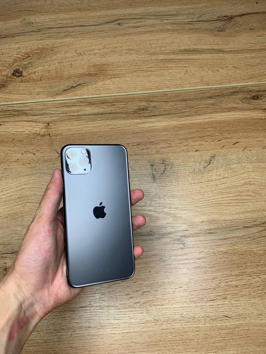 Iphone 11 Pro Max srochna sotiladi!