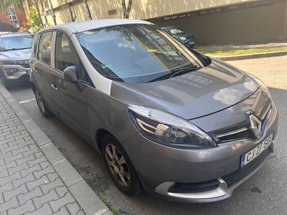 RENAULT Scenic 2012 — imagine 2
