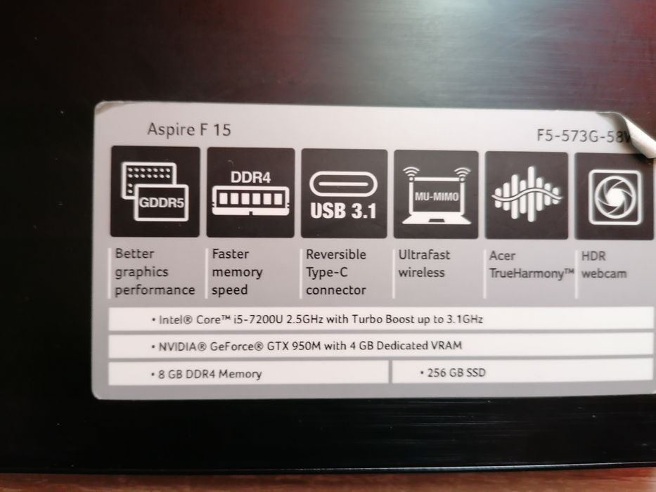 Vând laptop Acer i5