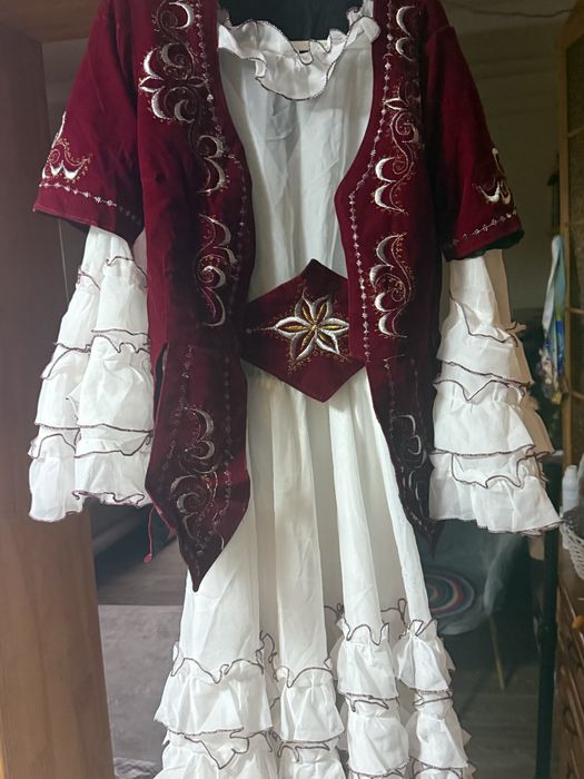 Қазақ көйлек, национальное платье