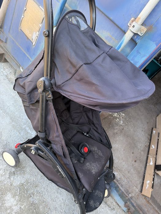 Коляска прогулочная