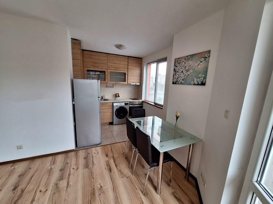 Дава се под наем Двустаен апартамент в София, Банишора - 53 кв.м за 575 € - Снимка #1