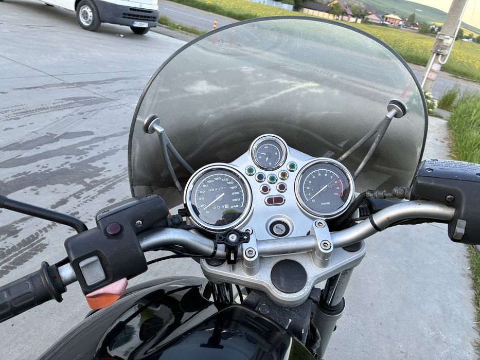 Vând motocicletă BMW R1150R