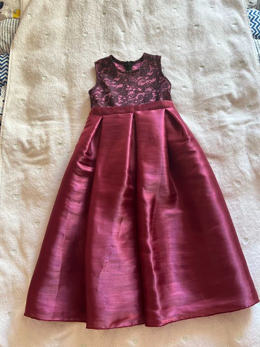 Платье для девочек и одежда