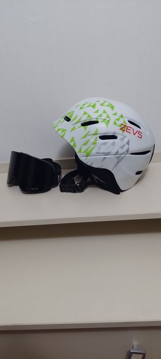 Продам сноуборд и все снаряжение