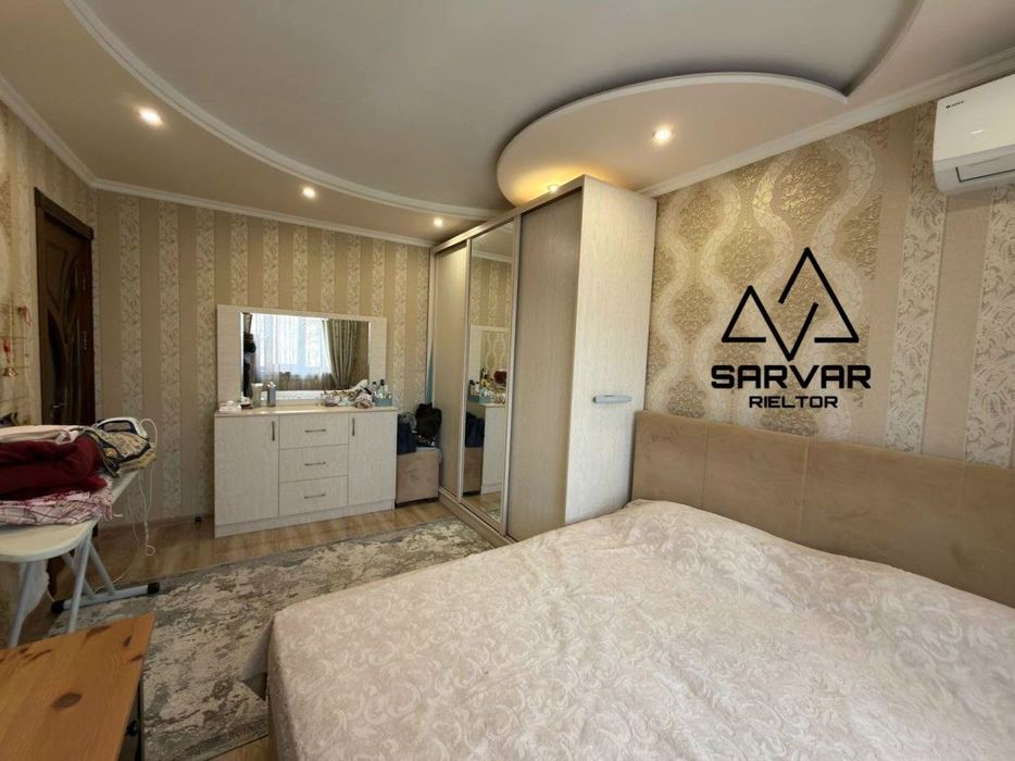 Продам  квартиру на Максима Горького бий