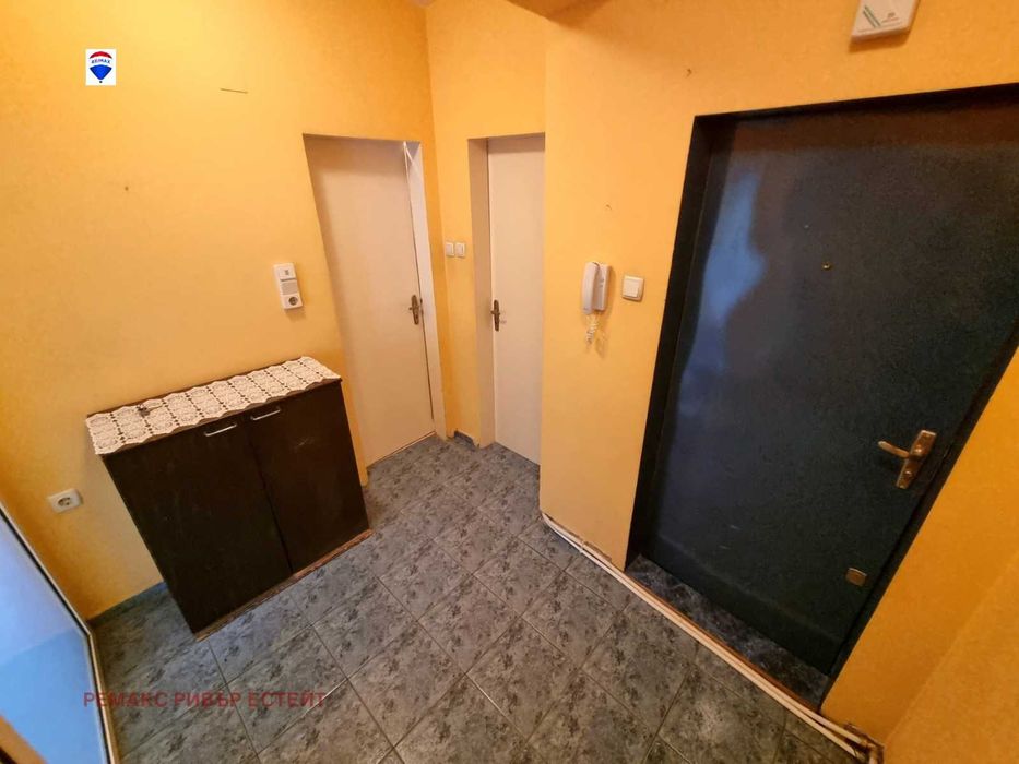 Тристаен апартамент за продажба в центъра на гр. Русе