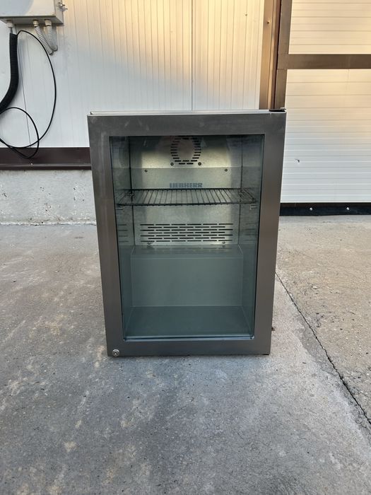 Витринка Liebherr