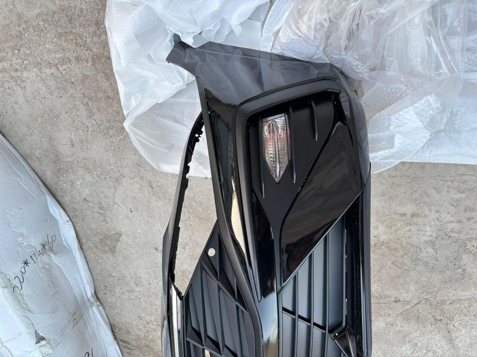 Бампер hyundai Elantra 2023