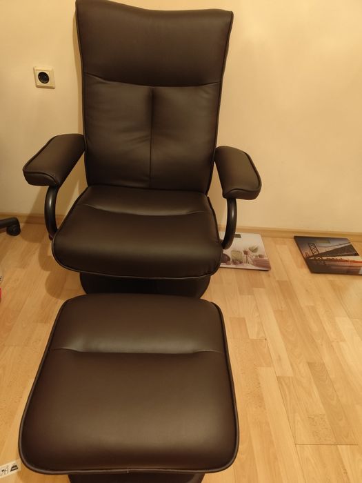 Релакс кресло Аврам с табуретка