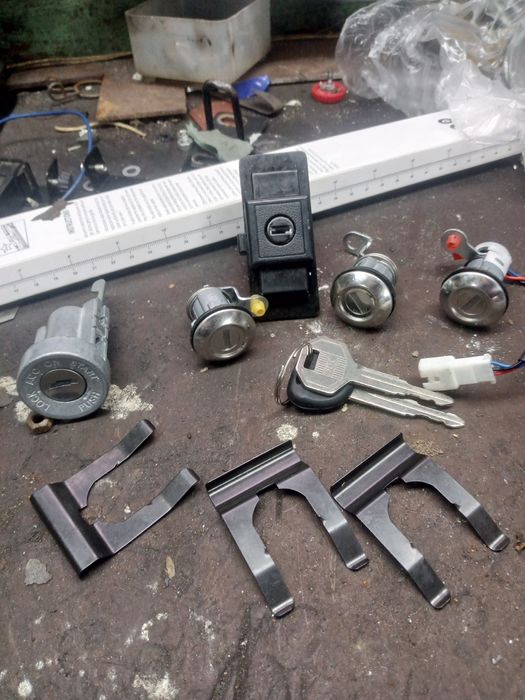 Продам запчасти паджеро 2