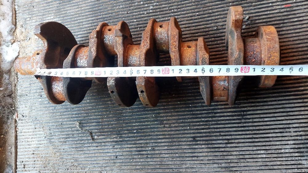 гольф 4  1.4 .коленвал,поддон,блок