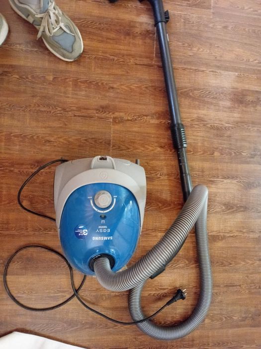 Пылесос Samsung рабочий б/у