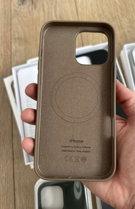 Husa Piele Iphone 17Pro/16Pro/16Pro Max /16plus si 16 cu Magsafe