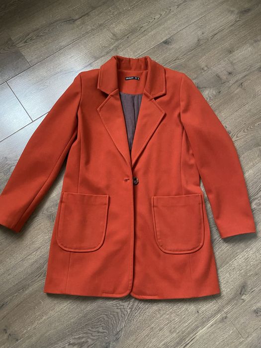 Жакет на размер м (44)