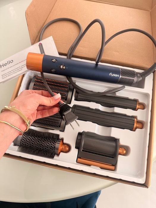 Dyson Мултифункционален професионален сешоар