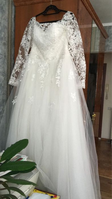 Продам новое свадебное платье