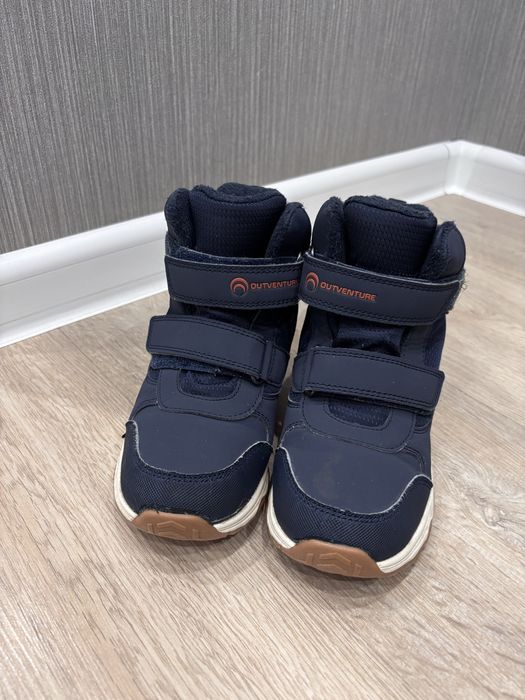 Продам ботинки на весну и осень