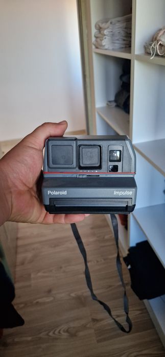 Polaroid impulse