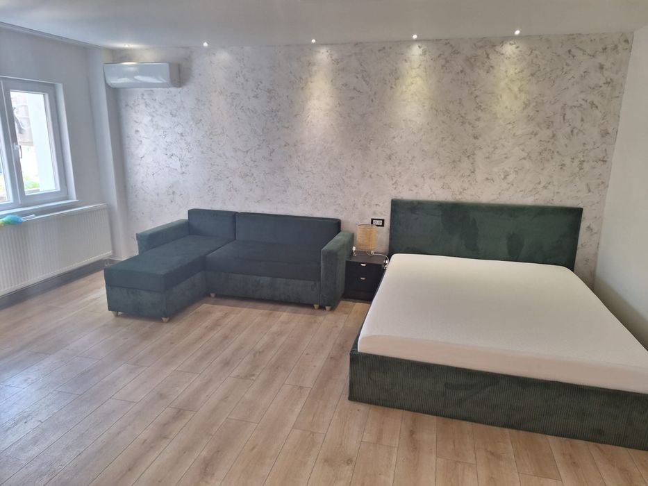 Inchiriez garsoniera 1 mai Ciuperca