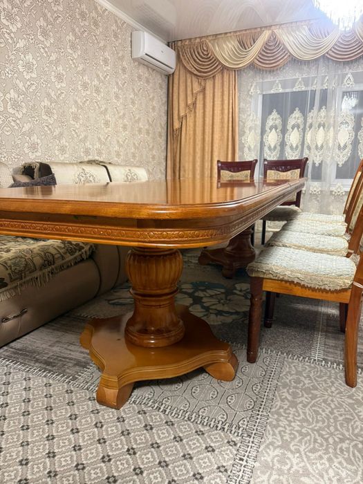 Стол продам большой