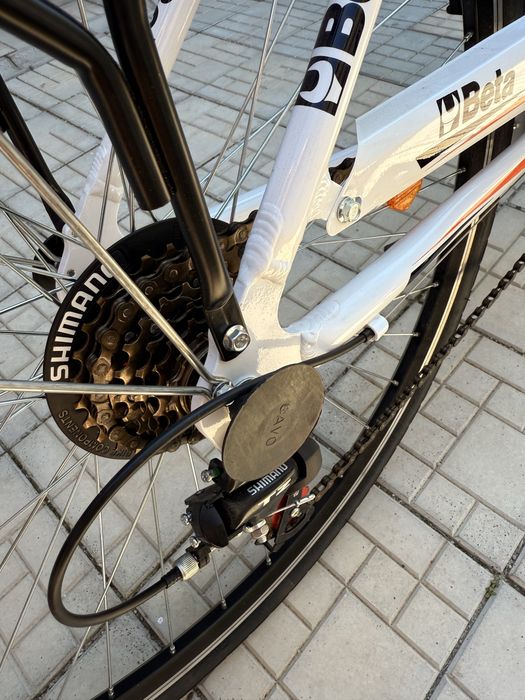 Bicicleta nouă pentru adulti