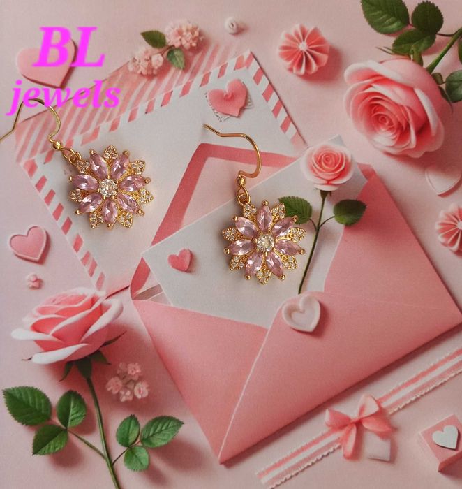 Обеци цветя с кристали