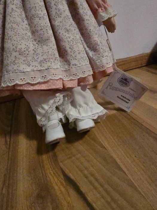 Порцеланова кукла