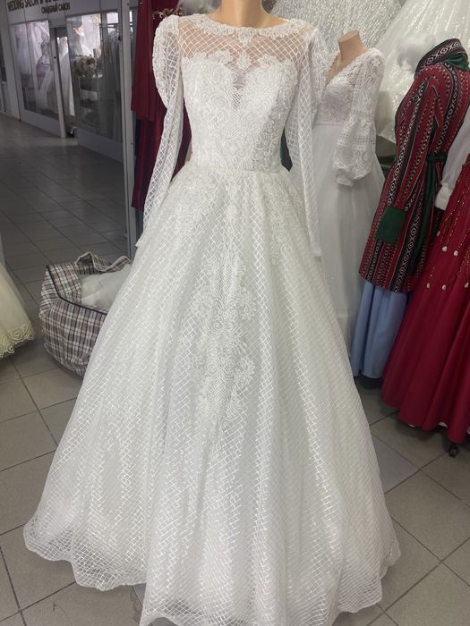 Свадебные платья