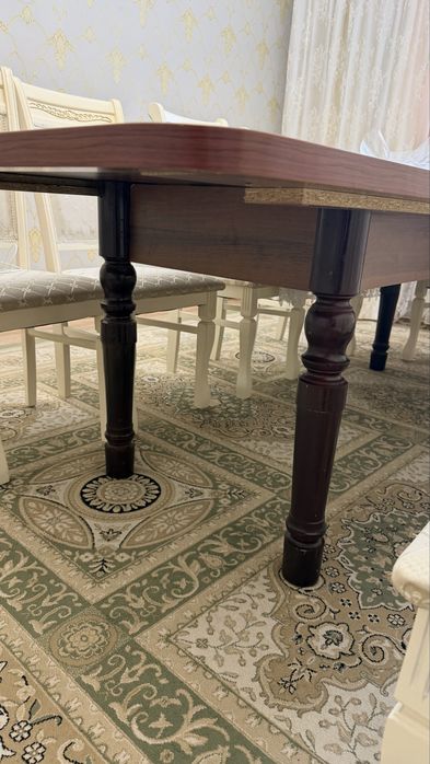 Продам стол б/у большой