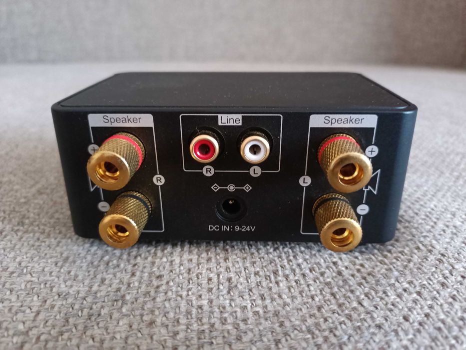 Усилитель D класса с акустикой.