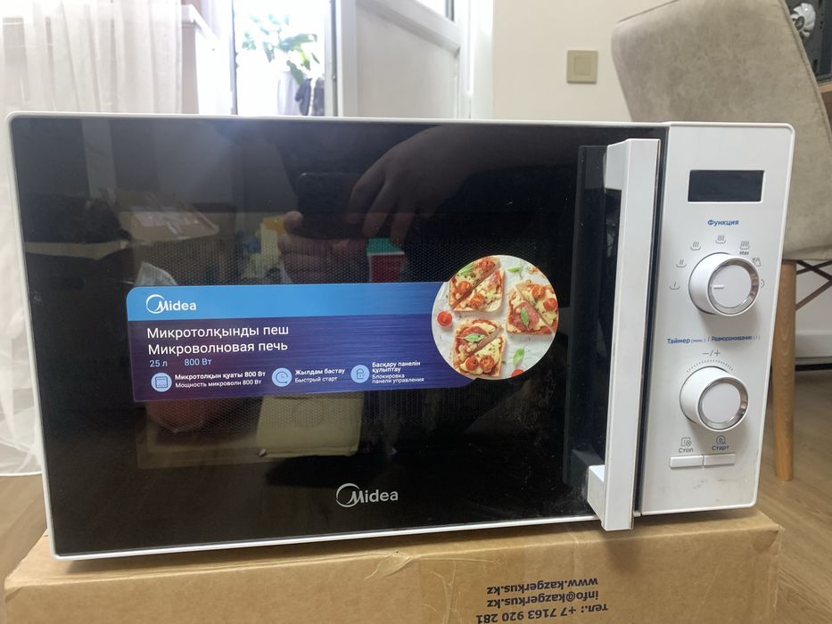 Микроволновая печь Midea