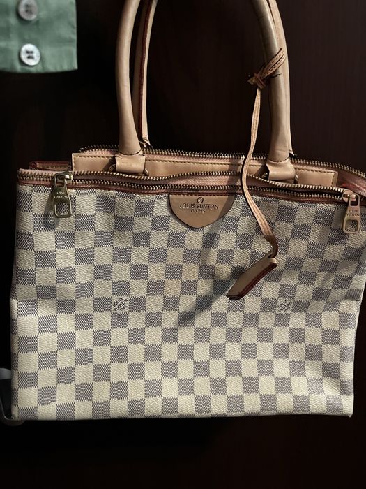Geanta Louis Vuitton