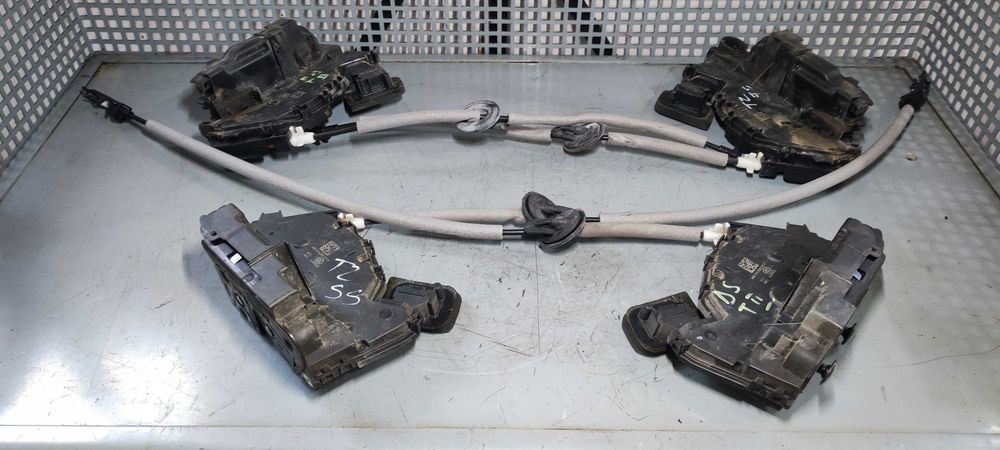 Broasca usa fata spate stanga dreapta volkswagen vw touran 2 2015-2025
