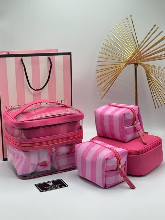 Geanta Make Up Victoria Secret !!!