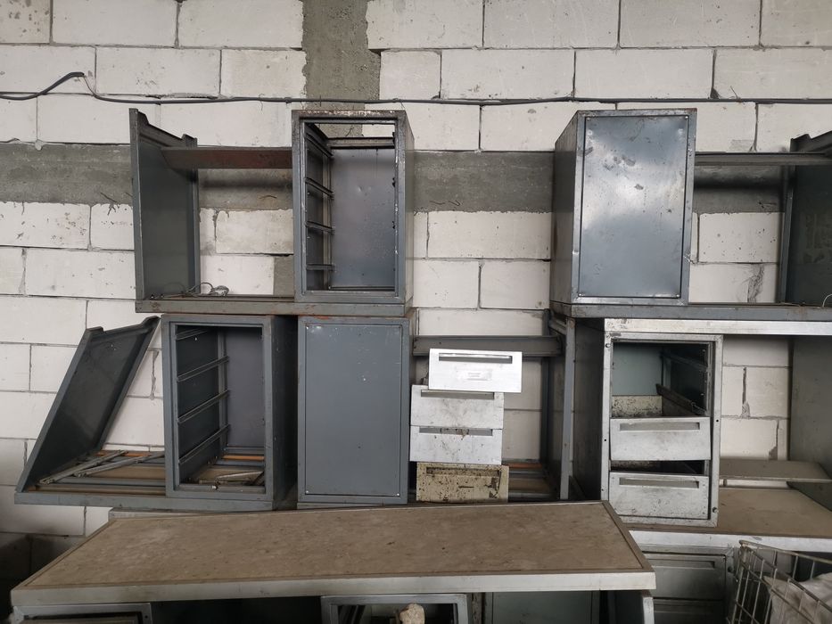 Vând banc industrial banc de lucru diferite dimensiuni