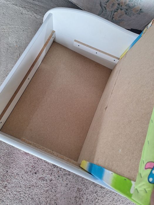 Кровать машина 1.60 на ширина 75